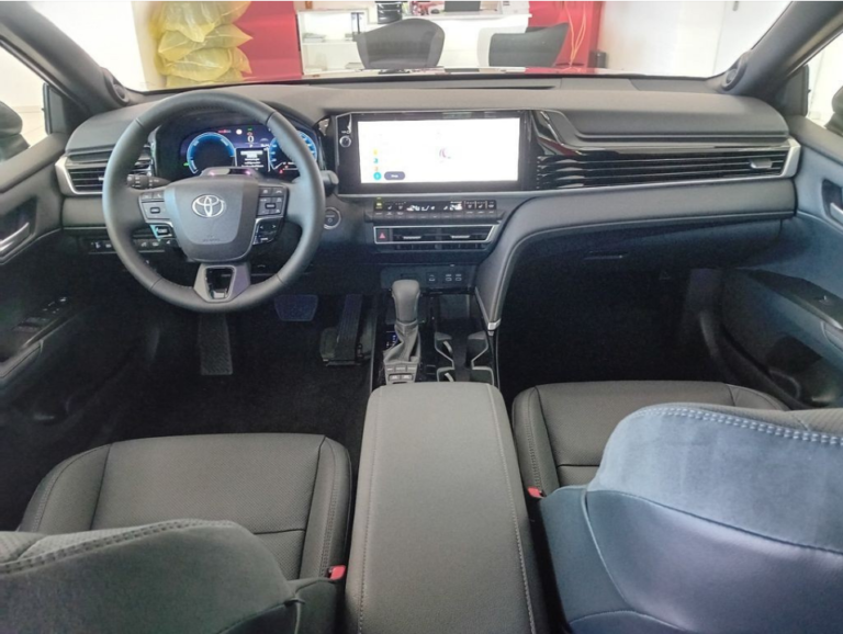 Camry 5