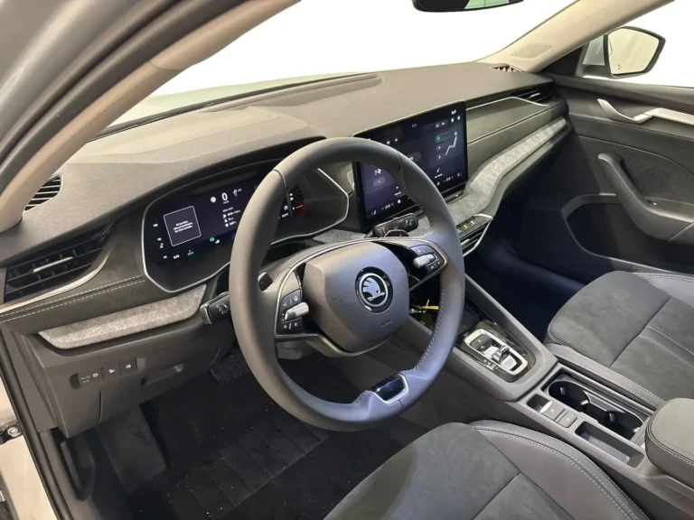 octavia sedan 16