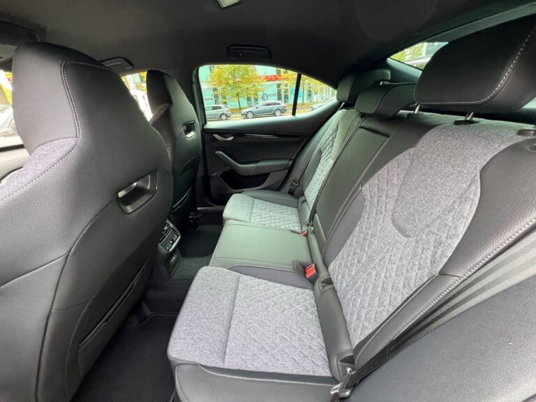 octavia sedan 28