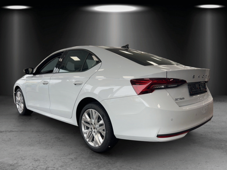 octavia sedan 4